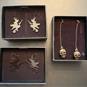 Witch and Skull Earrings Set